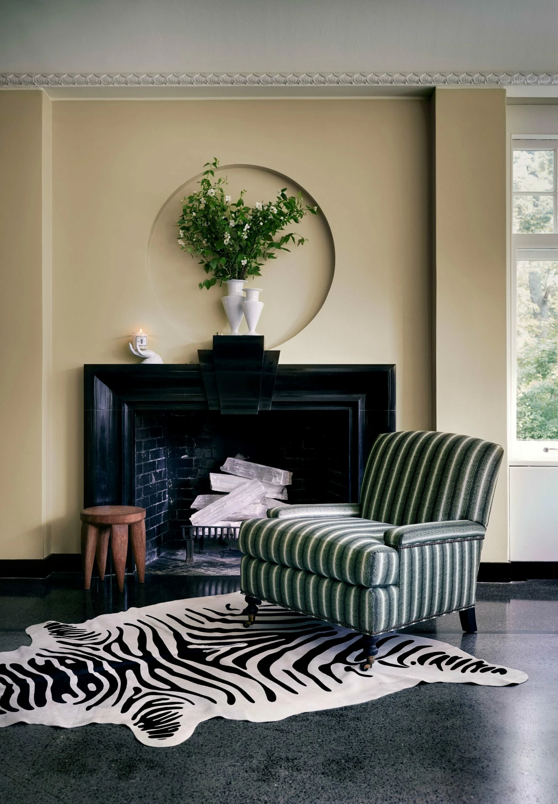 Astier De Villatte Olypme Vases 4 Astier De Villatte Olypme Vases - Image 2