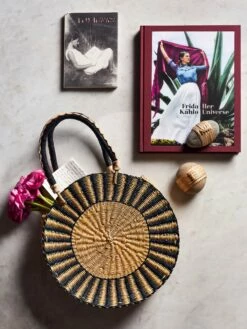 Frida Kahlo: Her Universe -Home Decoration Sales Shop Jayson holiday 2022 26 f4463c9f 5be4 4ab5 b9dc 1228379c12d8